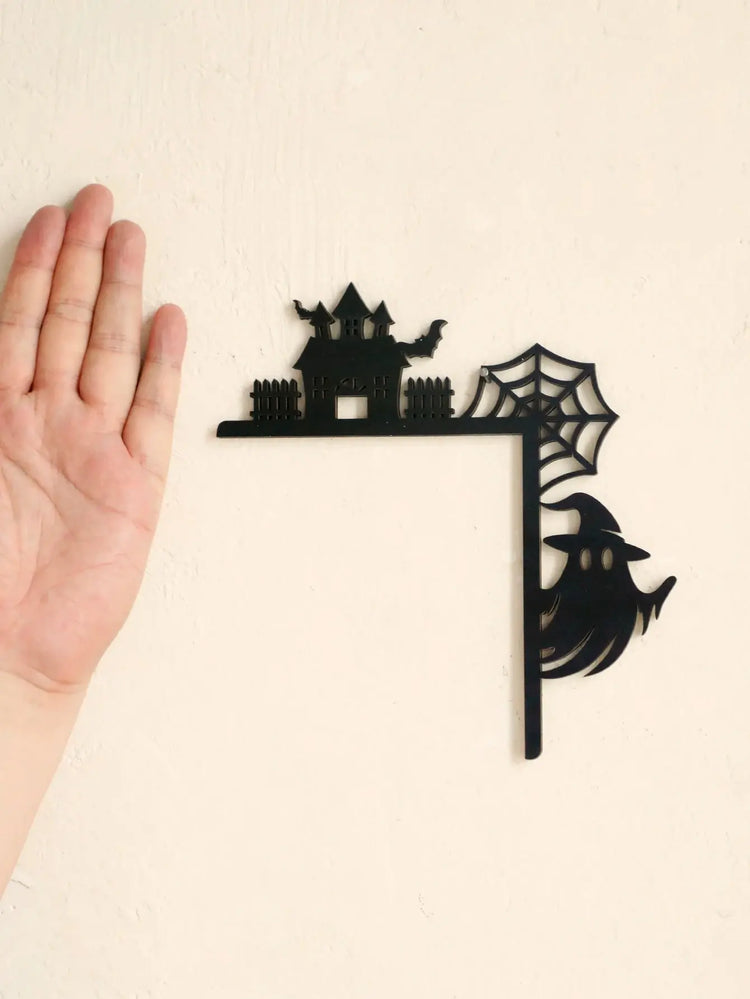 Wooden Halloween Door Corner Decor, Gothic Haunted House, Ghost & Spider Web Design, Black Wall Hanging Ornament for Home Party Now and Later